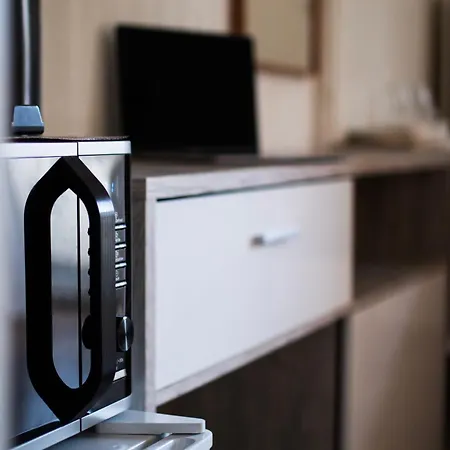 West End Апартаменты *