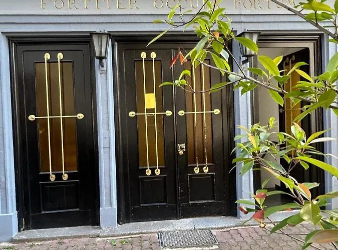 West End Апартаменты